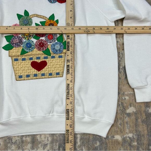 Vintage Hanes Appliqué Grandma Flower Basket Crewneck Sweatshirt Large 1990 L - Picture 3 of 7